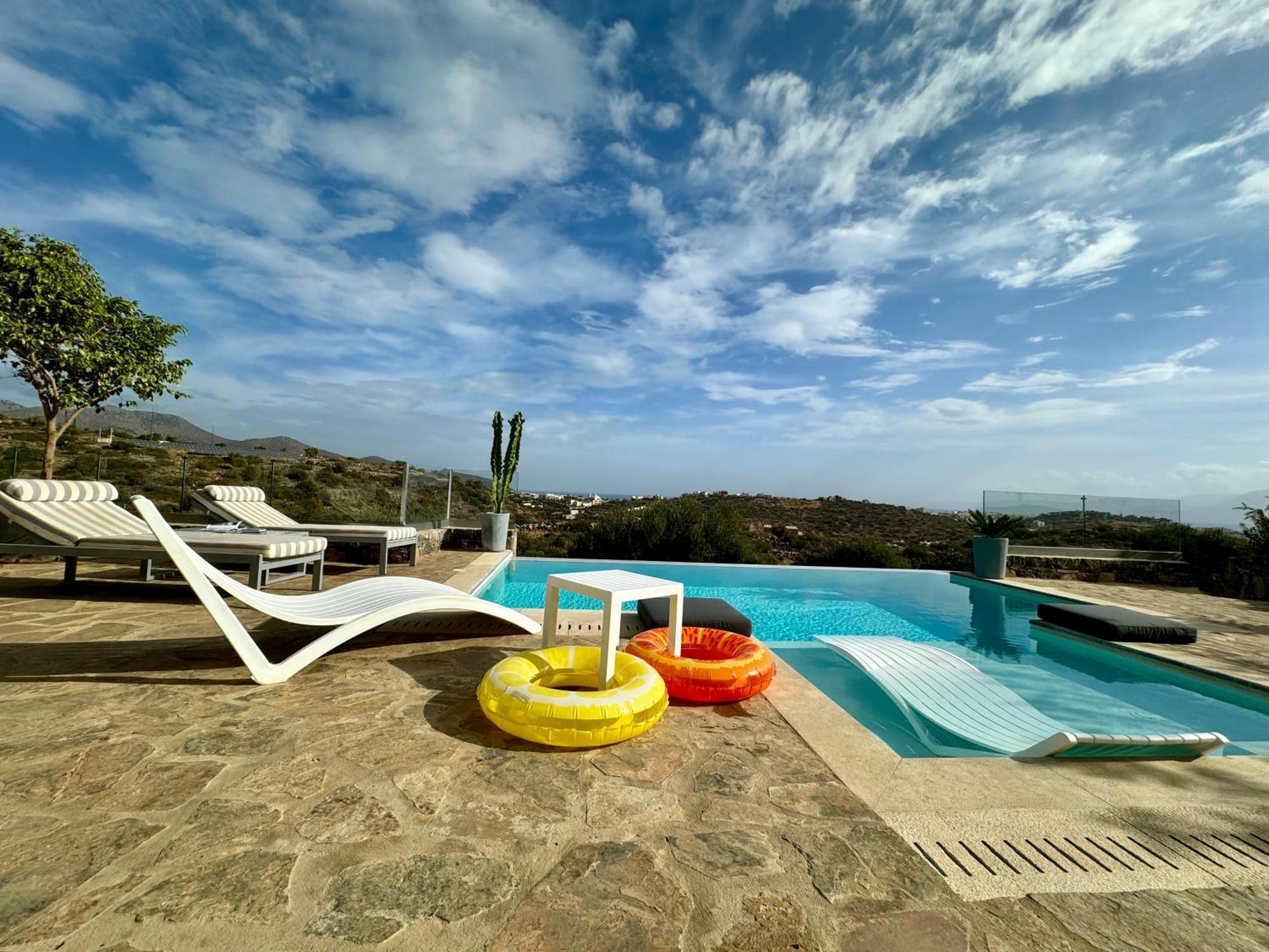 Crete Garden Guesthouse Agios Nikolaos Exterior foto